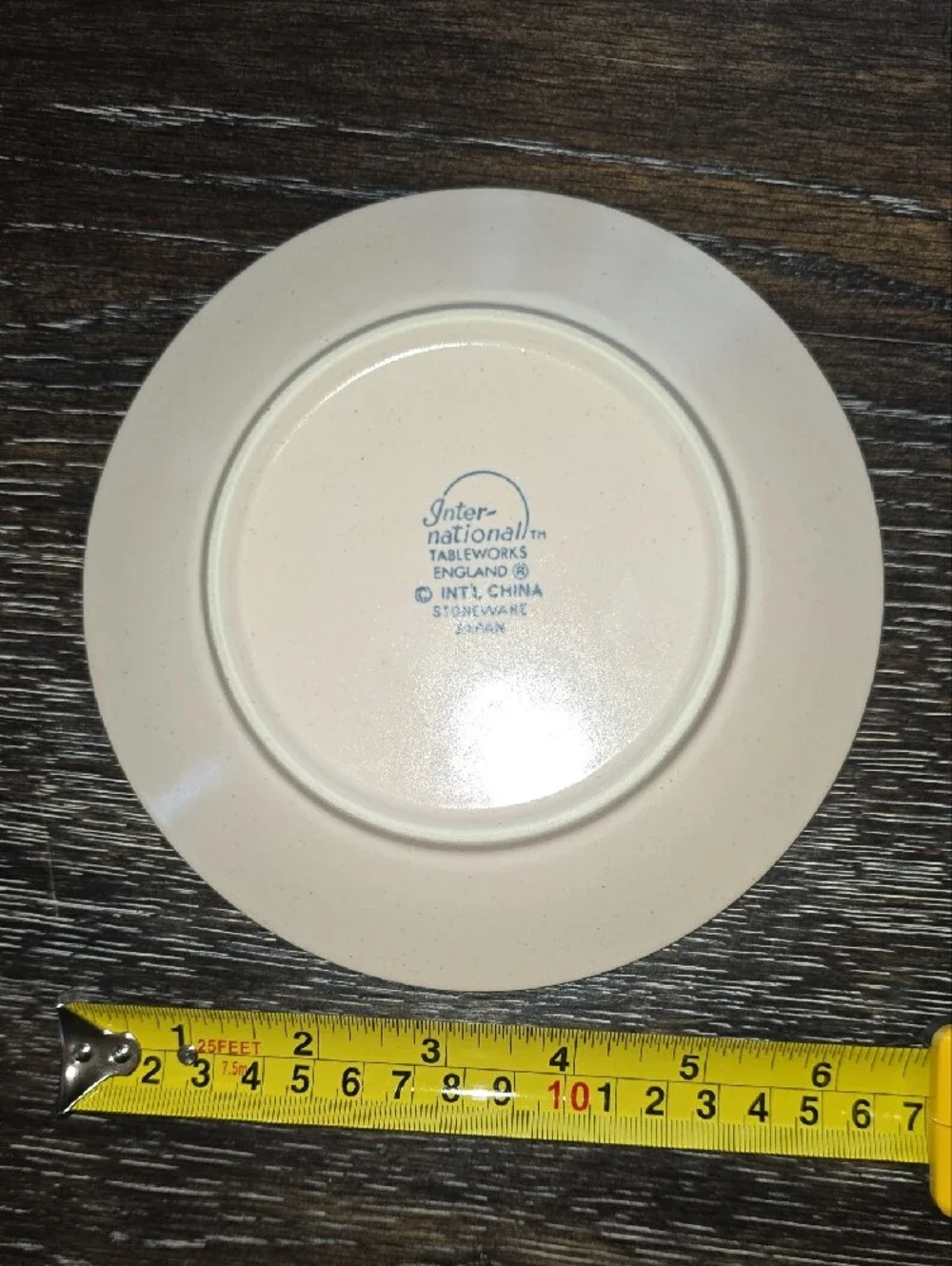 Vintage International Tableworks 